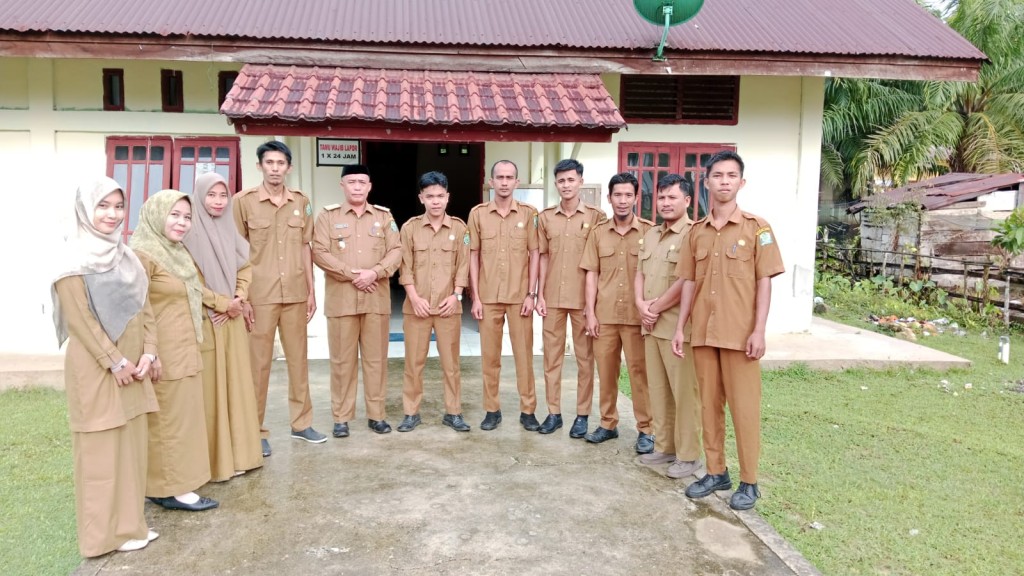 Dekomentasi Bersama Aparatur Pemerintahan Desa Lakubang